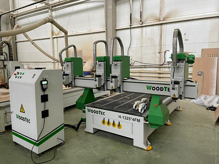 Cтанок фрезерный с ЧПУ по дереву WoodTec H 1325 4FM