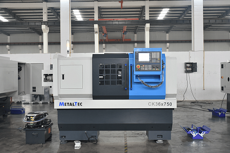 Токарный станок c ЧПУ с горизонтальной станиной MetalTec CK 36x750 купить в Москве - rodan.ru