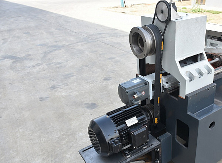 Токарный станок c ЧПУ с горизонтальной станиной MetalTec CK 35x400 купить в Москве - rodan.ru