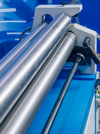 Электромеханический вальцовочный станок MetalTec RS-1300x2,5E - rodan.ru
