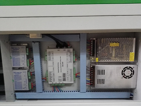 Лазерный станок c ЧПУ L1410H(130 Вт.) купить в Москве - rodan.ru