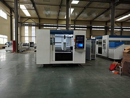 Промышленный комплекс лазерной резки MetalTec 1530P (2000Вт)