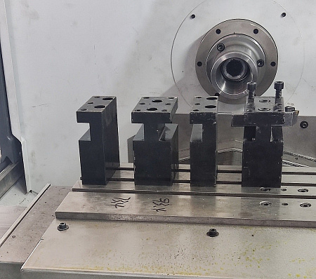 Токарный станок c ЧПУ с горизонтальной станиной MetalTec CK 35x400 купить в Москве - rodan.ru