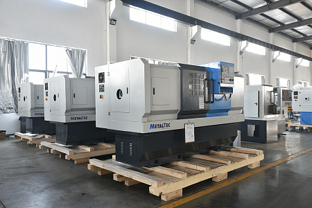 Токарный станок c ЧПУ с прямой станиной MetalTec CK 50x1000 купить в Москве - rodan.ru