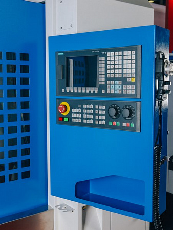 Вертикальный обрабатывающий центр с ЧПУ MetalTec TOPMILL 650S купить в Москве - rodan.ru