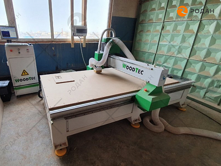 Фрезерно-гравировальный станок с ЧПУ WoodTec H 1325L