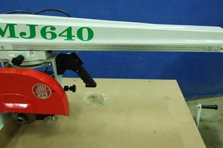 Станок торцовочный MJ640 купить в Москве - rodan.ru