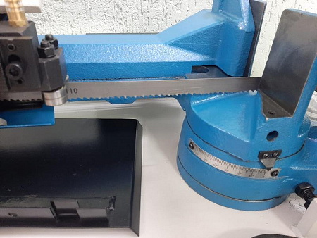 Ручной ленточнопильный станок для резки металла MetalTec BS 170 FHE (220 V)